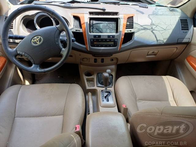 2011 TOYOTA HILUX SW4 