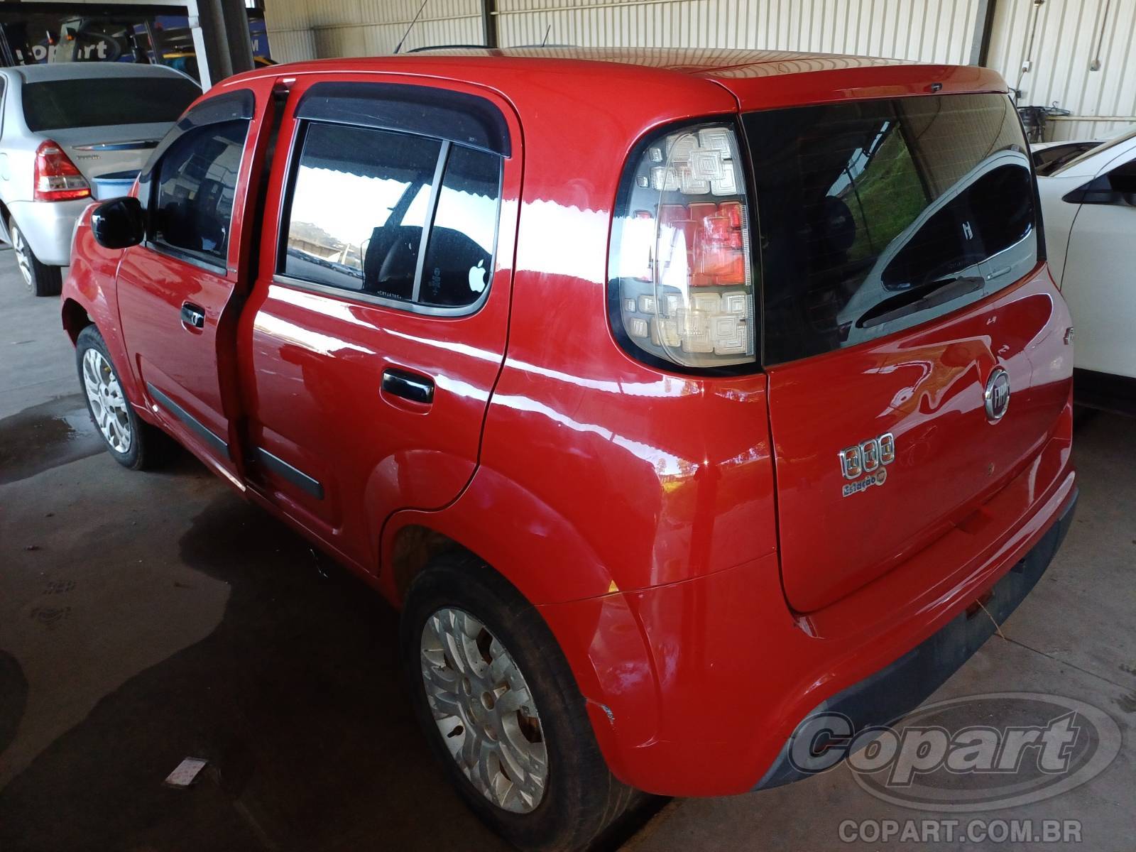 Foto 3: 2015 FIAT UNO