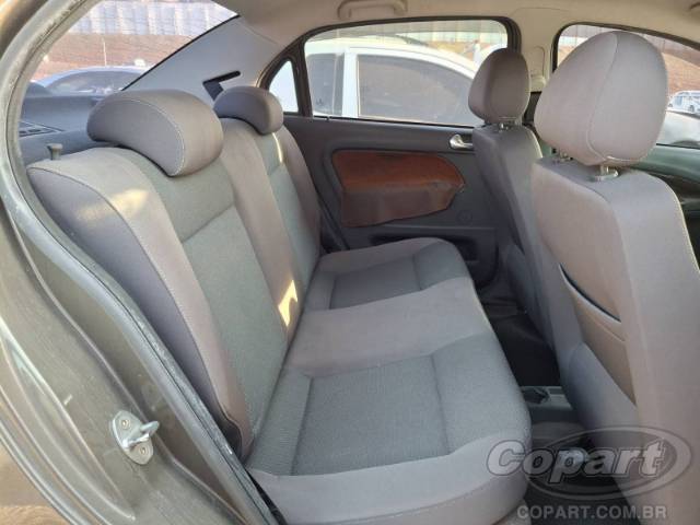 2009 VOLKSWAGEN VOYAGE 