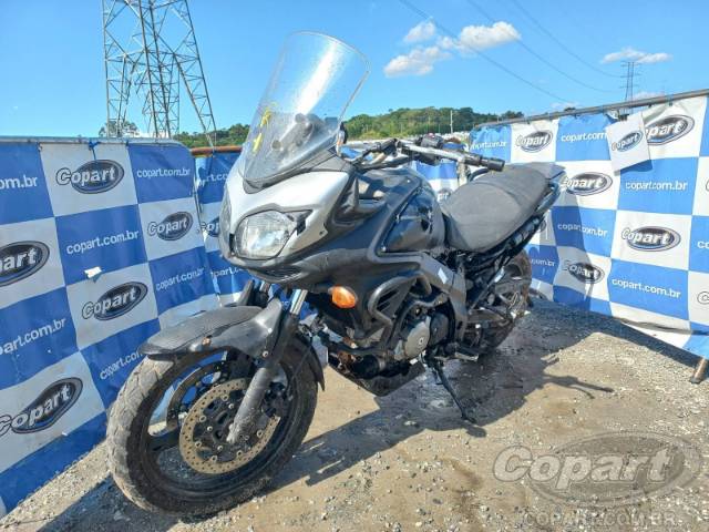 2018 SUZUKI V-STROM 