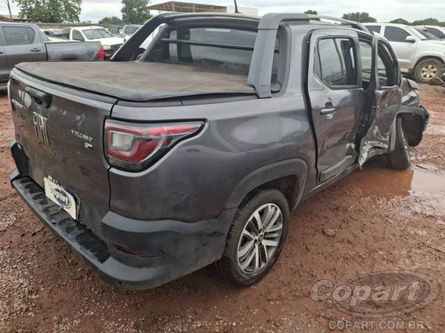 2025 FIAT STRADA CD 
