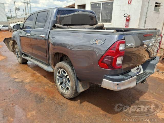 2023 TOYOTA HILUX CD 