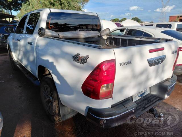 2021 TOYOTA HILUX CD 