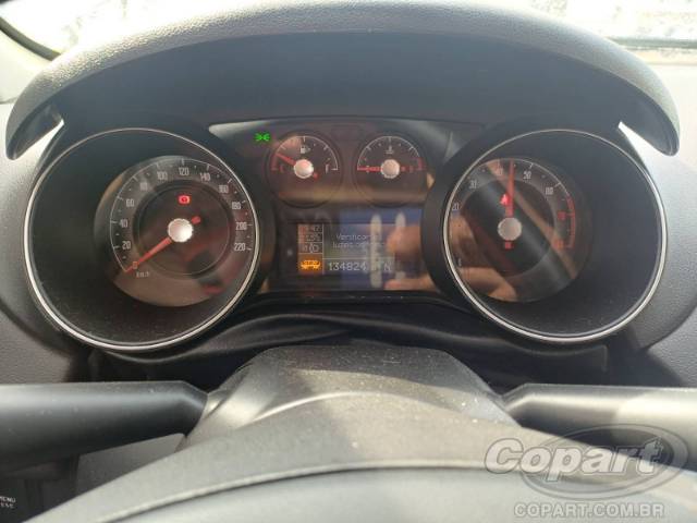 2015 FIAT LINEA 