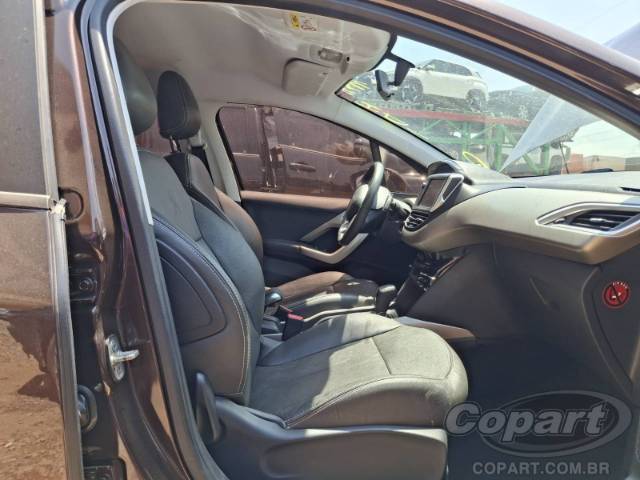2017 PEUGEOT 2008 