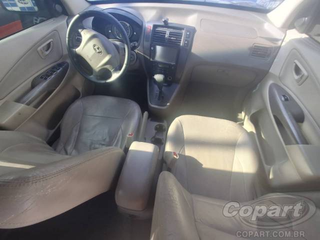 2010 HYUNDAI TUCSON 