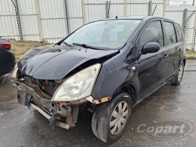 2010 NISSAN LIVINA 