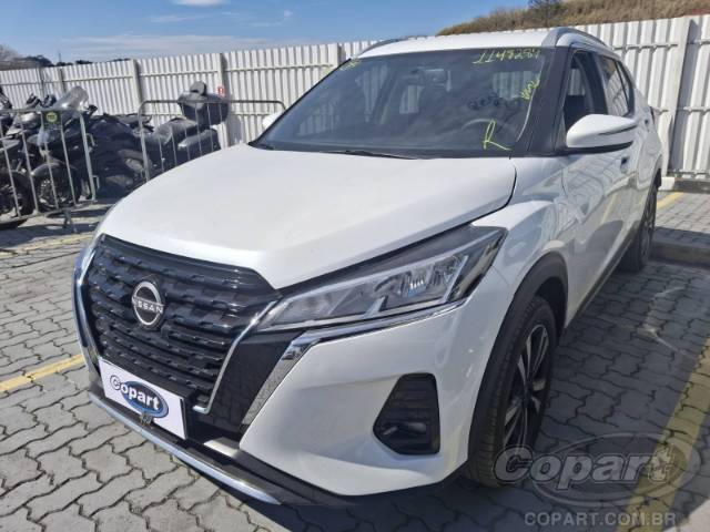 2024 NISSAN KICKS 