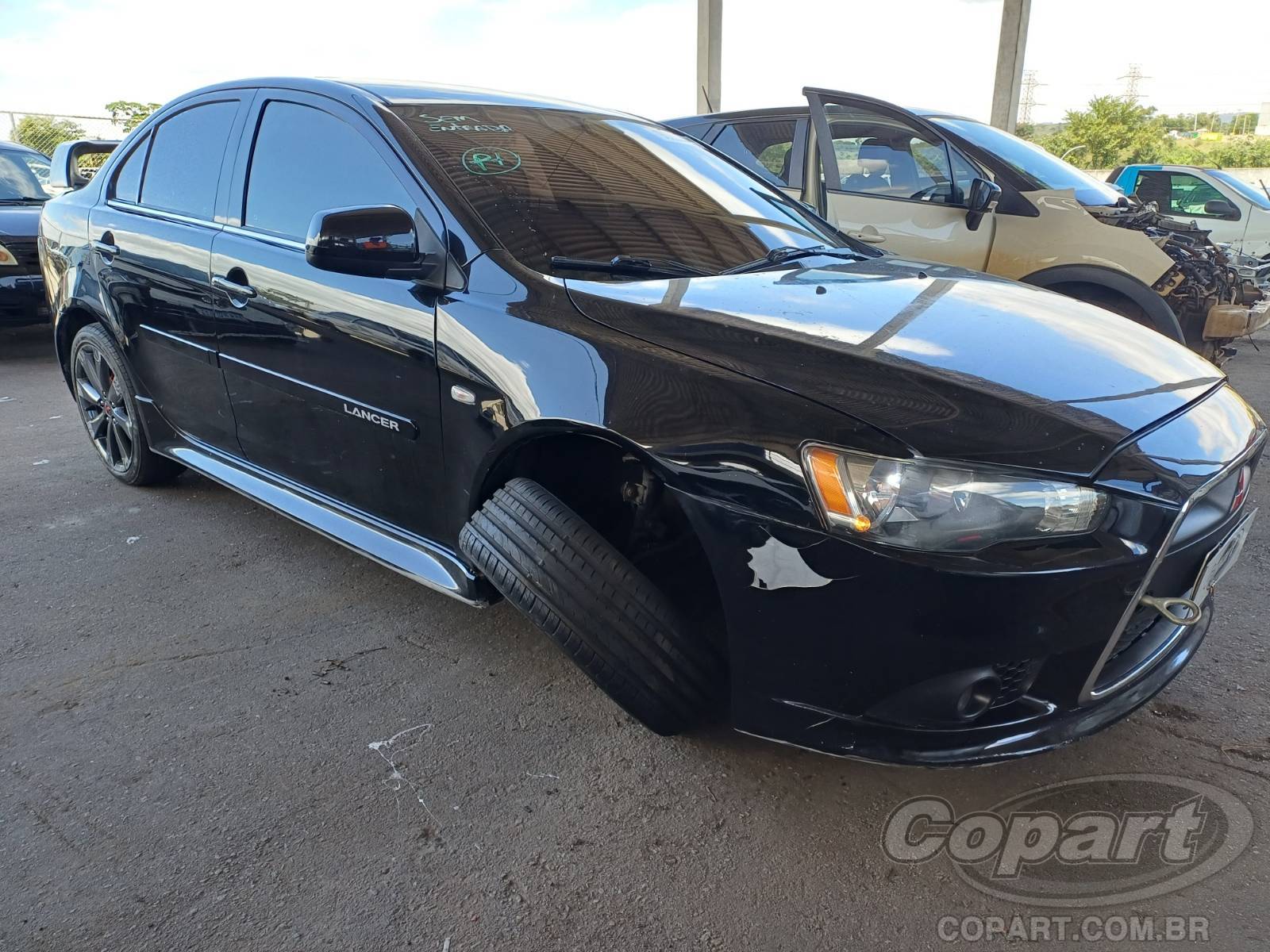 Veículo Mitsubishi Lancer Mitsubishi Lancer 2.0 2012 Pequena Monta Lateral 2012 em leilão
