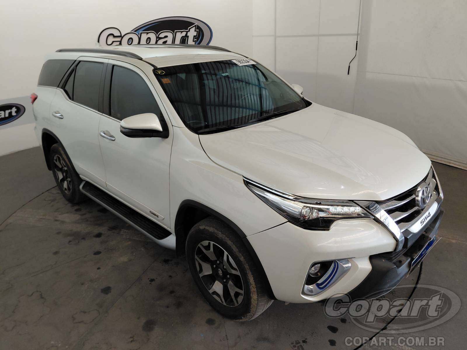 2020 TOYOTA SW4 — leilão em Osasco/SP