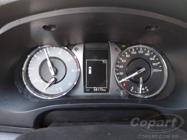 2025 TOYOTA HILUX CD 