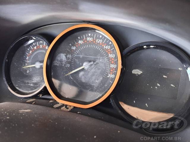 2015 RENAULT SANDERO 