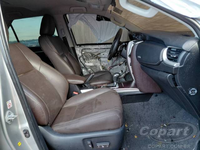2018 TOYOTA HILUX SW4 