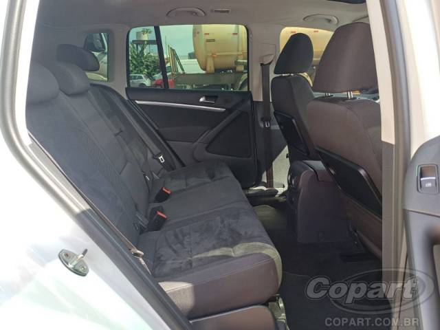 2015 VOLKSWAGEN TIGUAN 