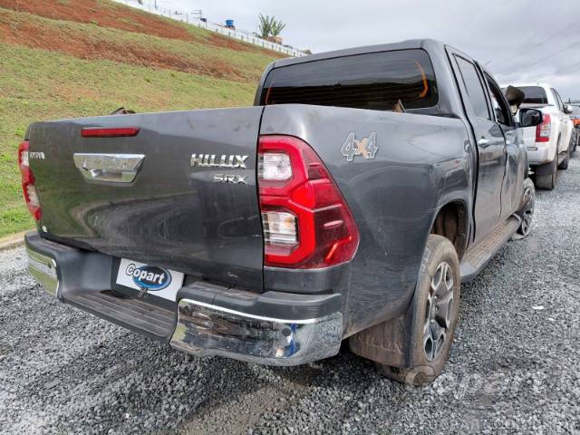 2023 TOYOTA HILUX CD 