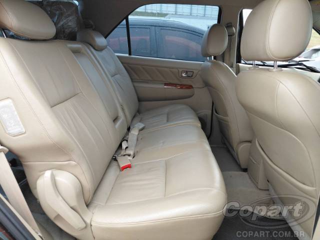 2009 TOYOTA HILUX SW4 