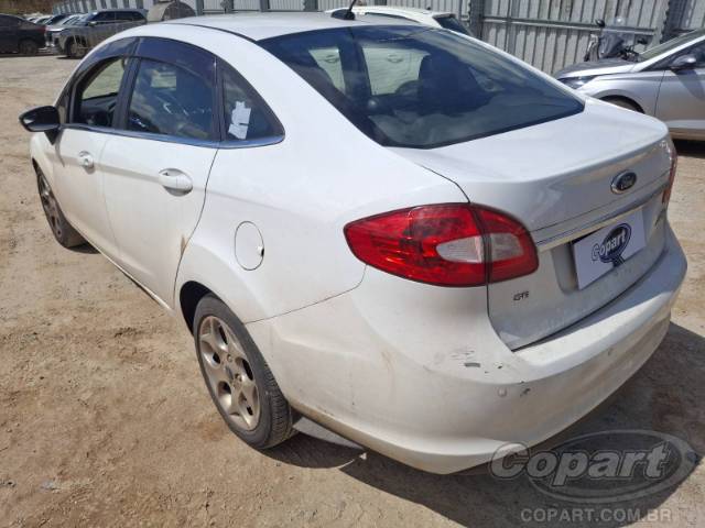 2013 FORD FIESTA SEDAN 
