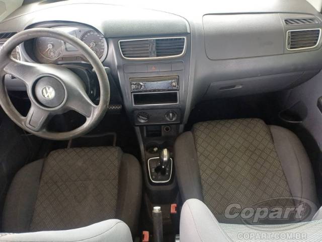 2013 VOLKSWAGEN FOX 
