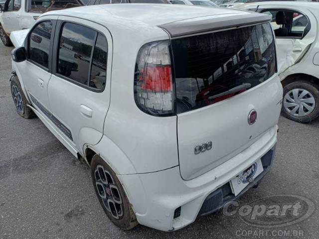2016 FIAT UNO 