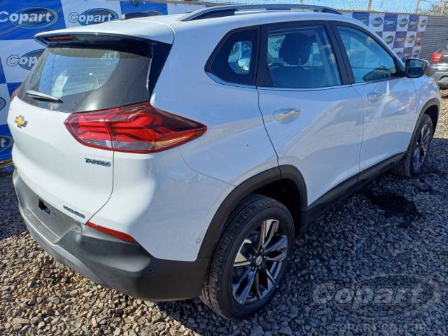 2025 CHEVROLET TRACKER 