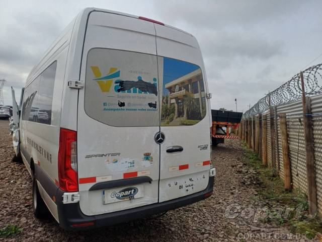 2026 MERCEDES BENZ SPRINTER 