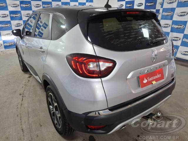 2022 RENAULT CAPTUR 