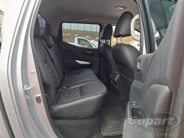 2025 NISSAN FRONTIER CD 