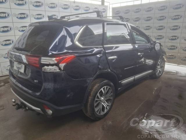 2017 MITSUBISHI OUTLANDER 