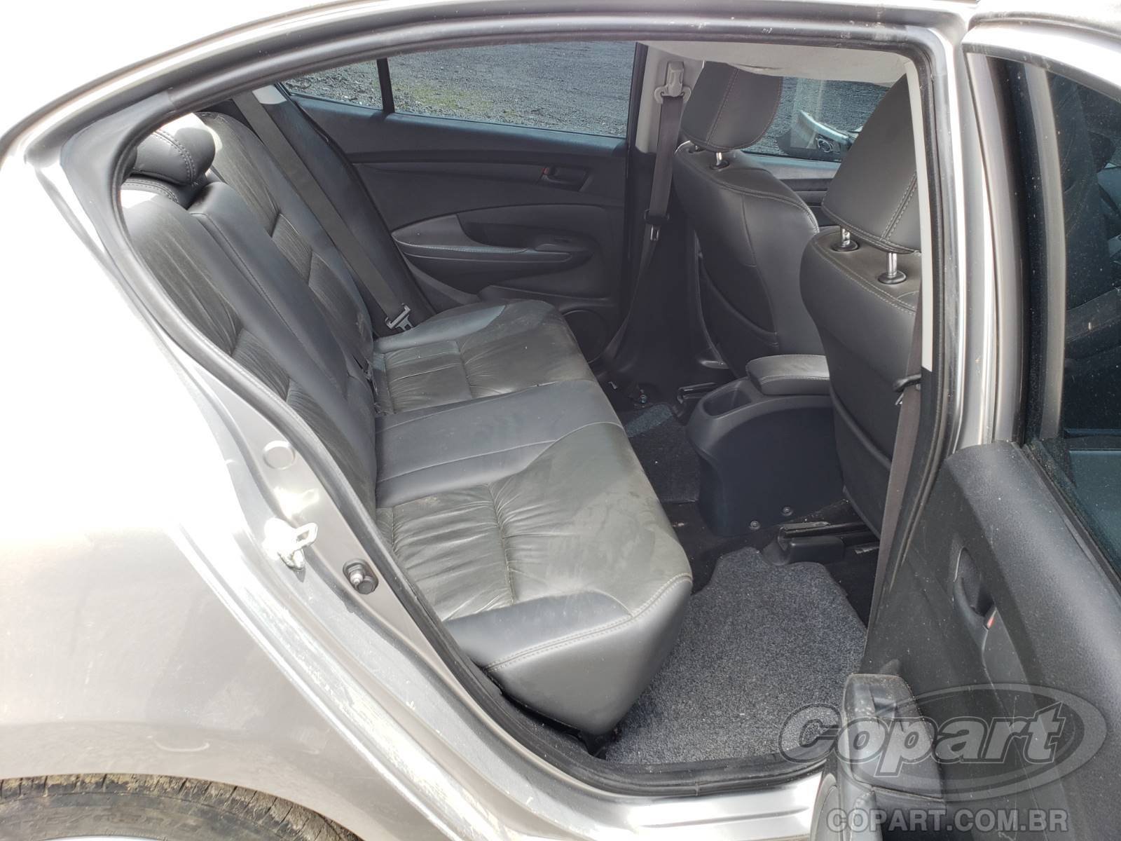 Foto 6 de 10: 2013 HONDA CITY