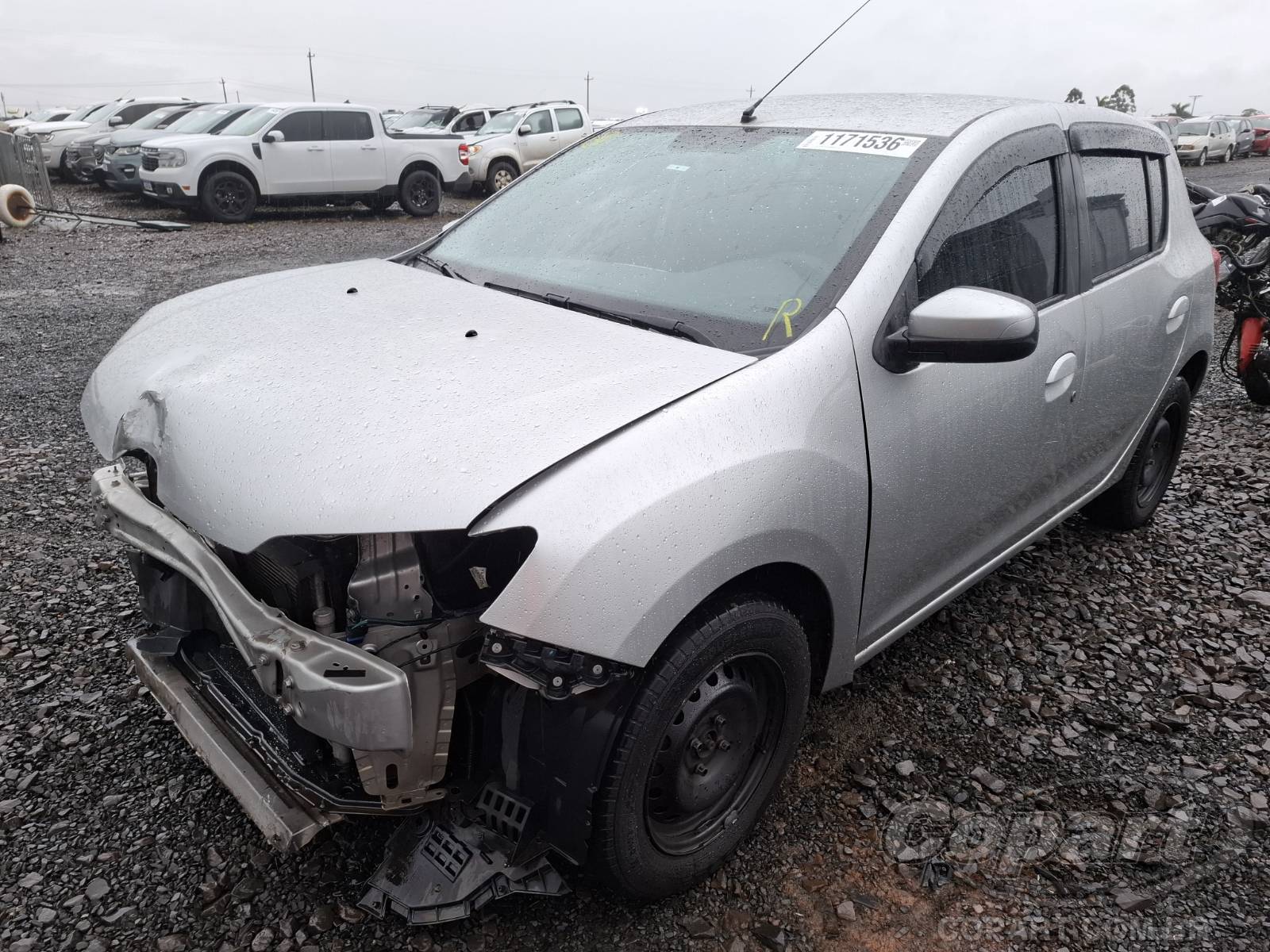 Foto 2: 2016 RENAULT SANDERO