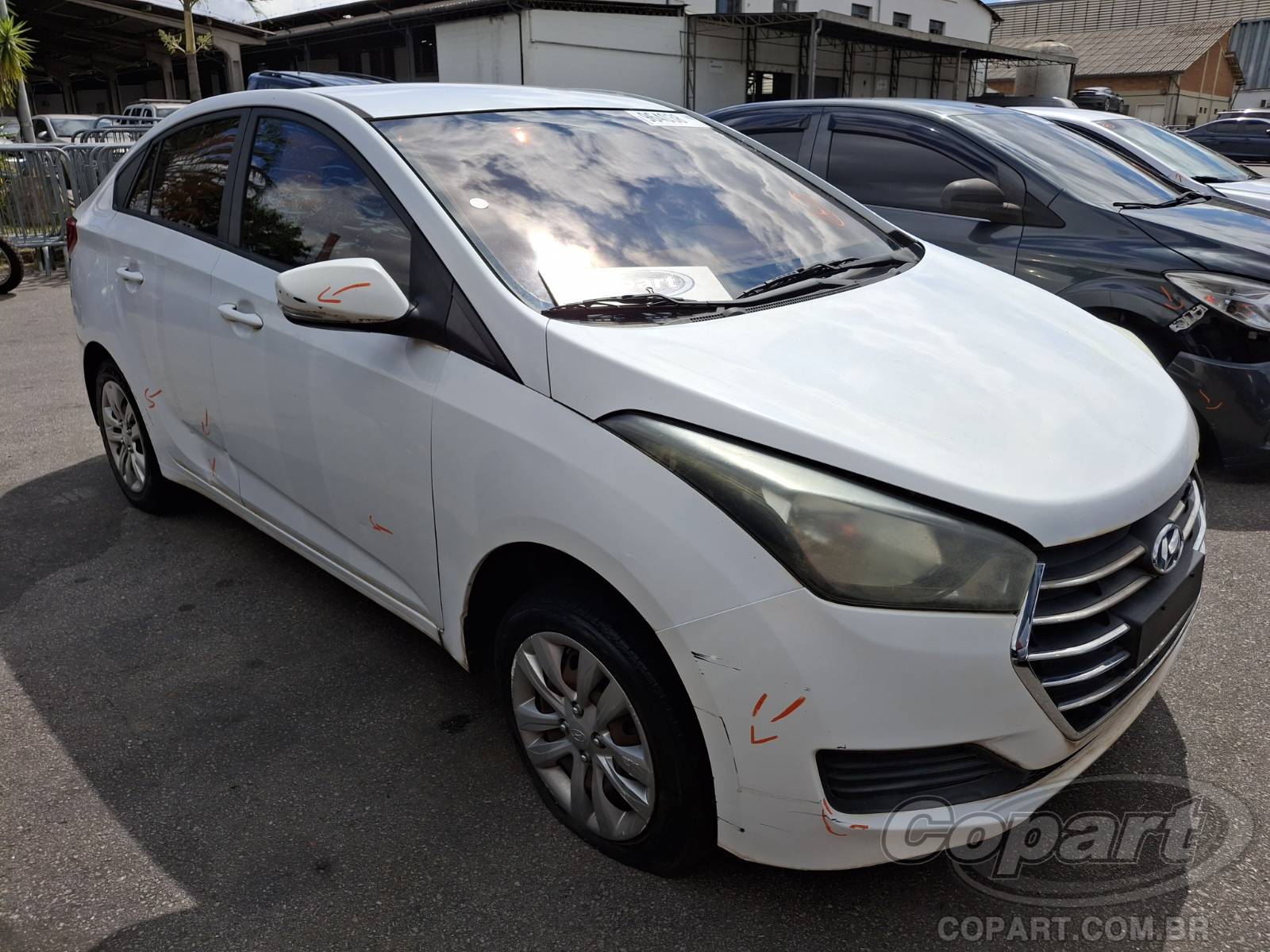 2016 HYUNDAI HB20S