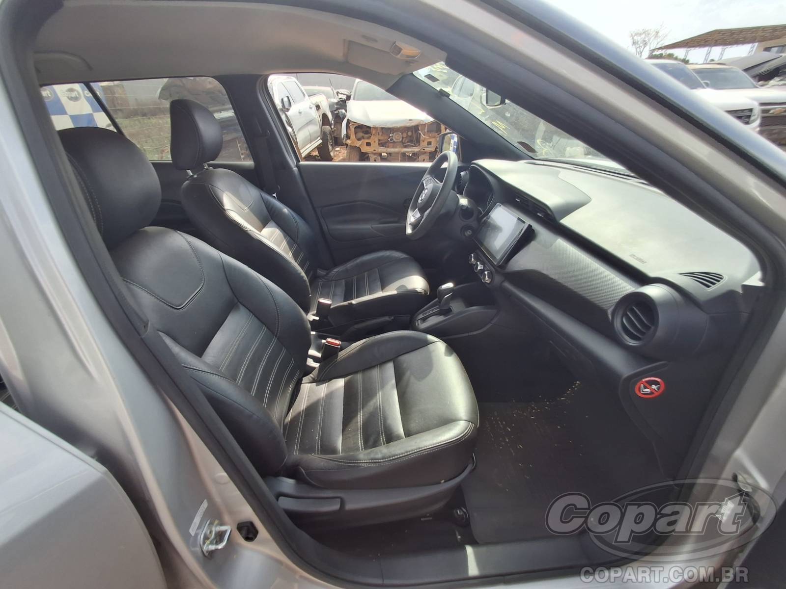 Foto 5: 2021 NISSAN KICKS