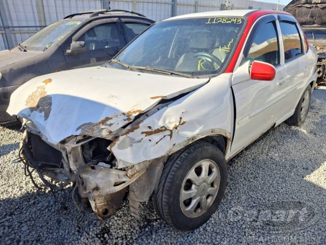 2000 CHEVROLET CORSA SEDAN 