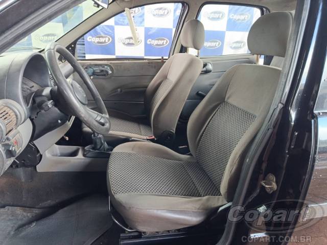 2010 CHEVROLET CLASSIC 