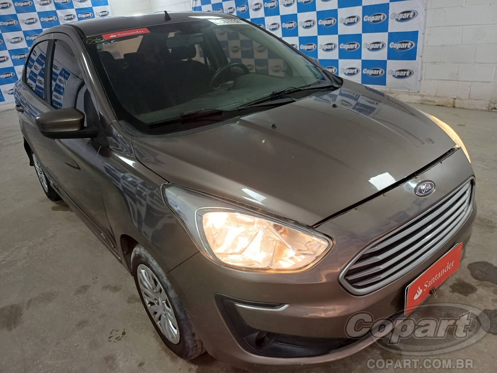 FORD KA SEDAN