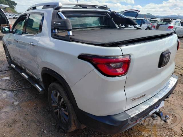 2022 FIAT TORO 