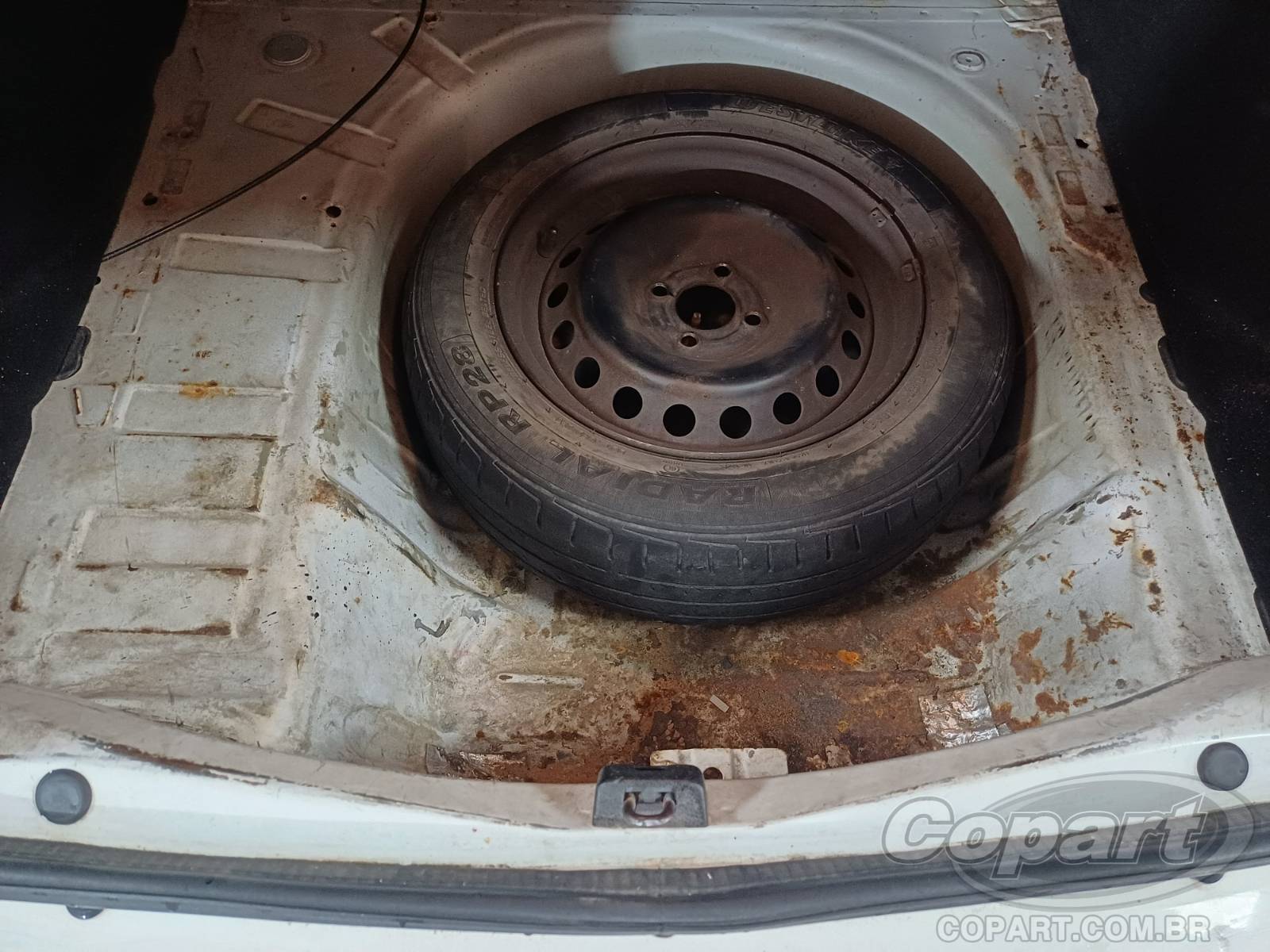 Foto 10 de 10: 2015 RENAULT LOGAN