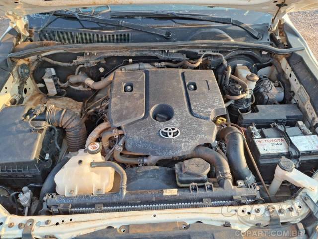 2024 TOYOTA HILUX CD 