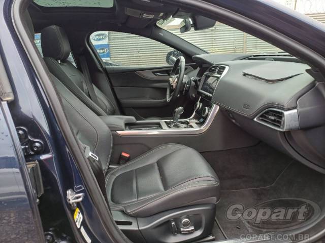 2020 JAGUAR XE 