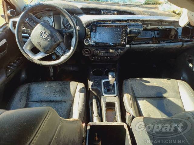 2023 TOYOTA HILUX CD 