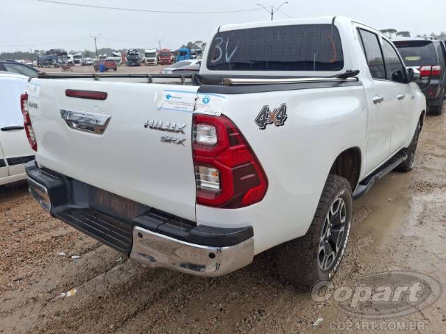 2023 TOYOTA HILUX CD 