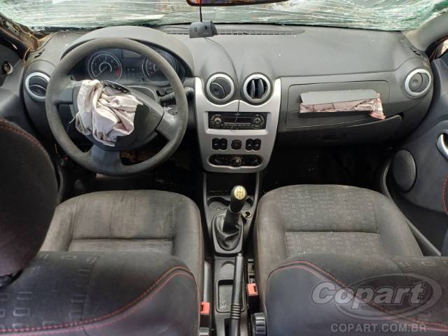 2010 RENAULT SANDERO 