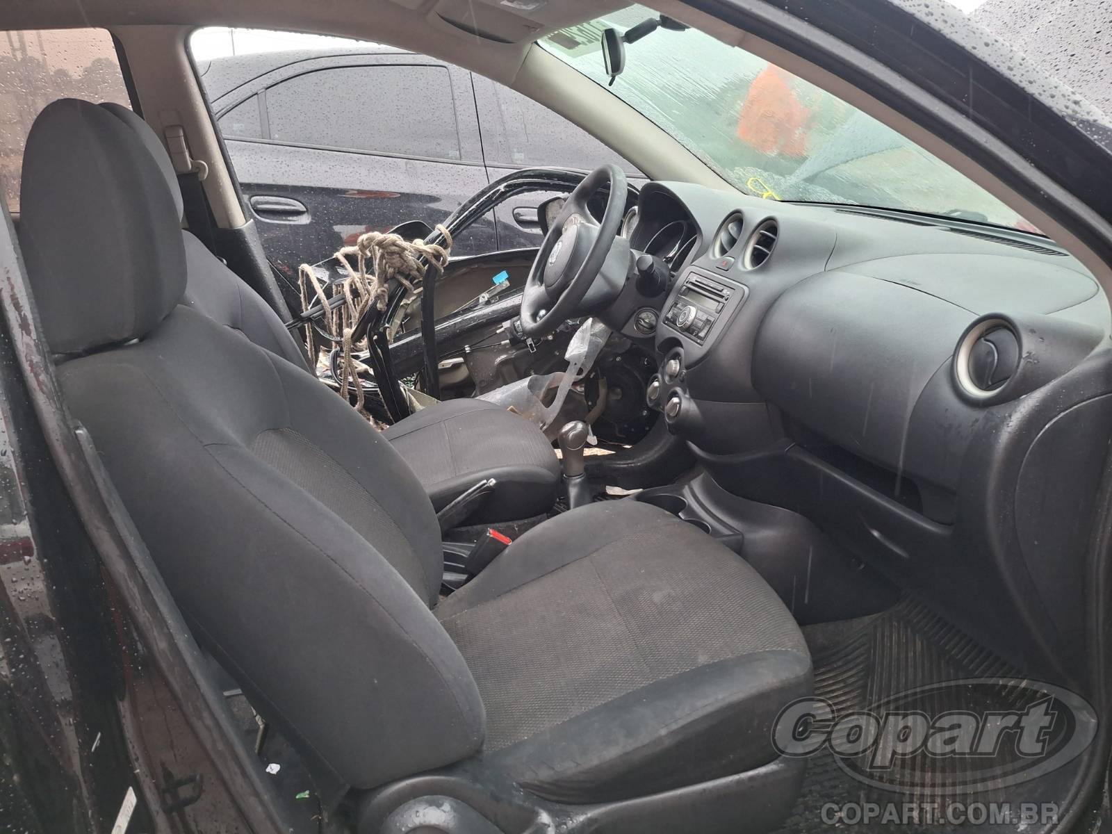 Foto 5: 2014 NISSAN VERSA