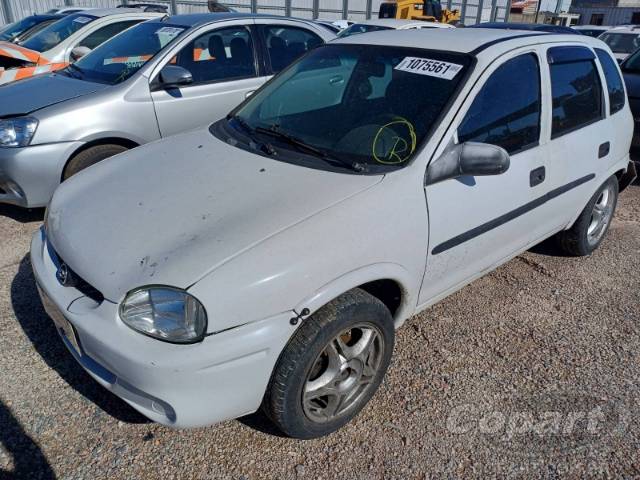2000 CHEVROLET CORSA 