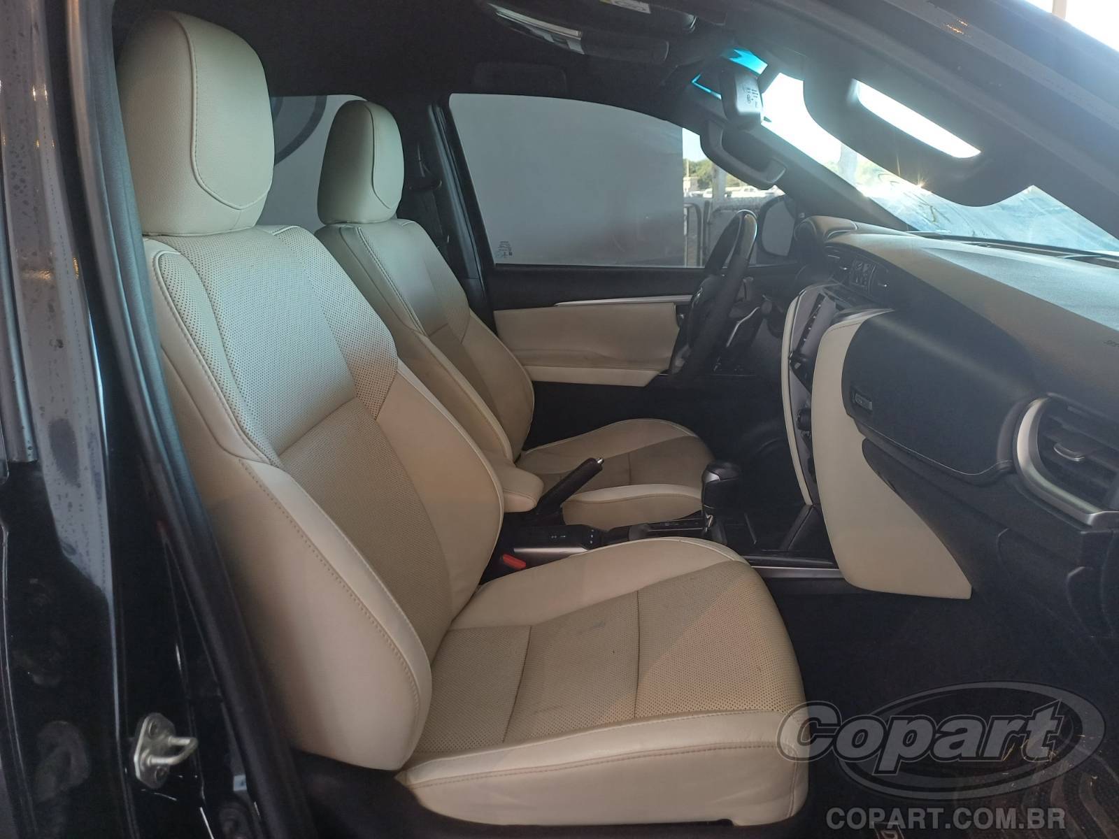 Foto 5: 2022 TOYOTA SW4