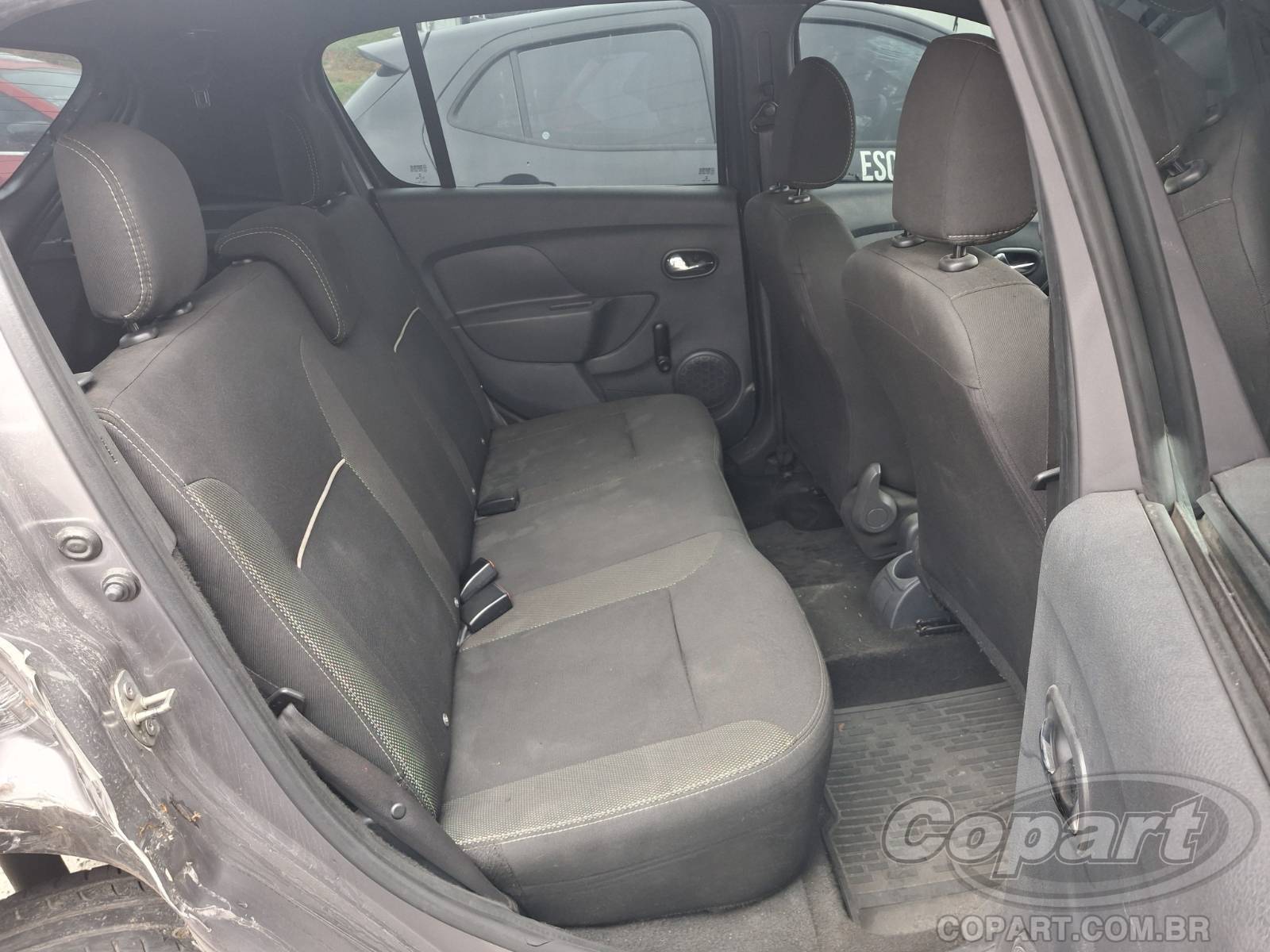 Foto 6 de 10: 2020 RENAULT SANDERO