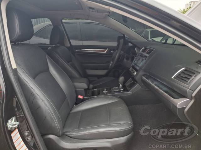 2015 SUBARU LEGACY 