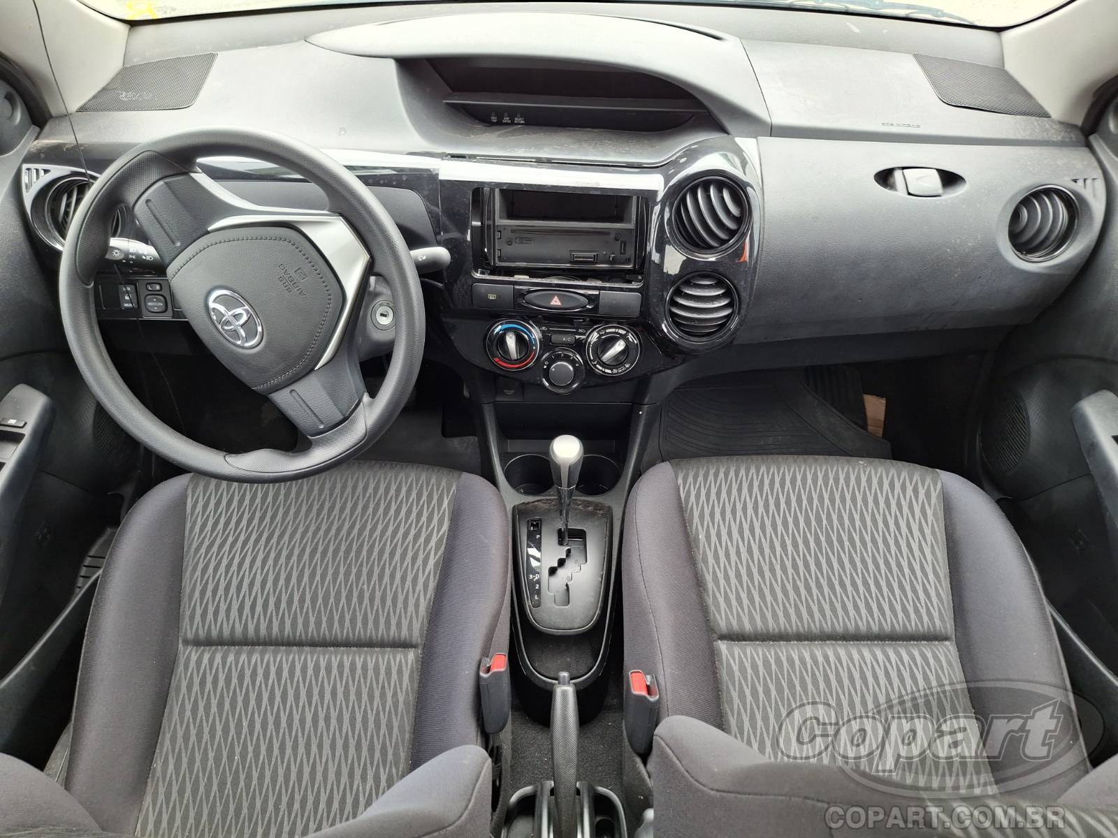 Foto 9 de 10: 2019 TOYOTA ETIOS SEDA