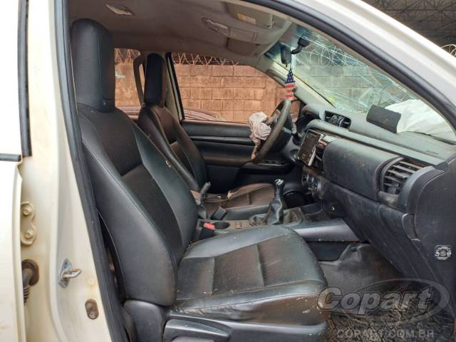 2019 TOYOTA HILUX CD 