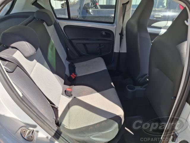 2015 VOLKSWAGEN UP 
